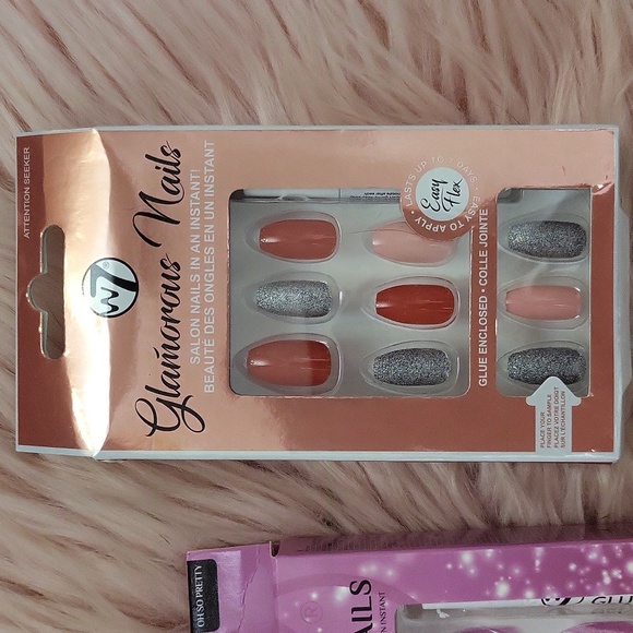 Brand New BUNDLE OF W7 GLAMOROUS False Nails-3CT. - Picture 5 of 5